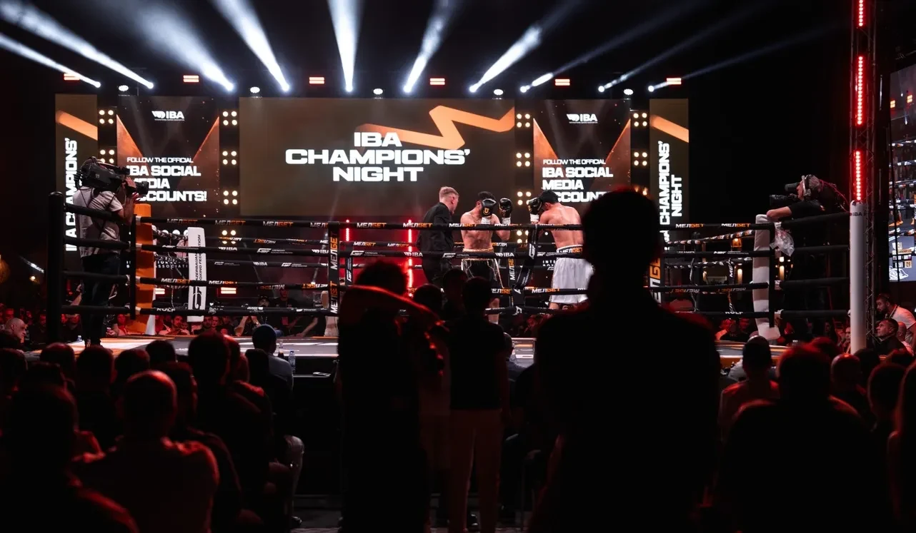 The evening ring of the IBA Champions’ Night tournament under the open sky